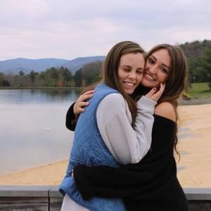 Meet your Posher, Brooke